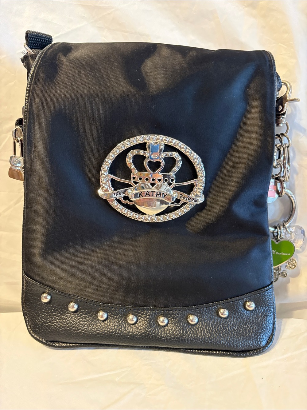 LIKE NEW Kathy Van Zeeland Crossbody Bag